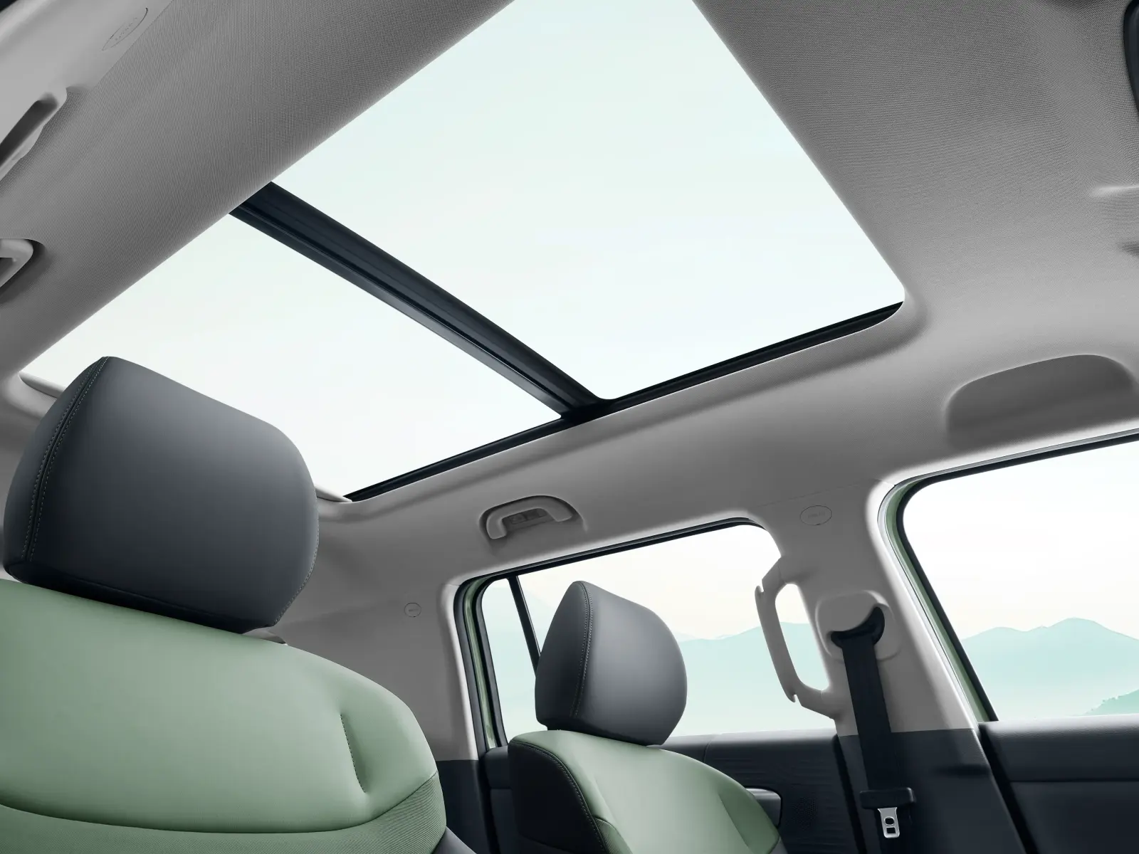 BAIC B30 — Interior, tecnología y exterior